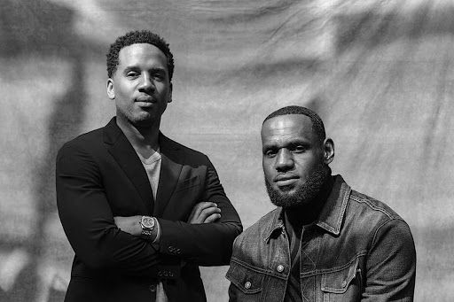 LeBron James y su socio en SpringHill, Maverick Carter.