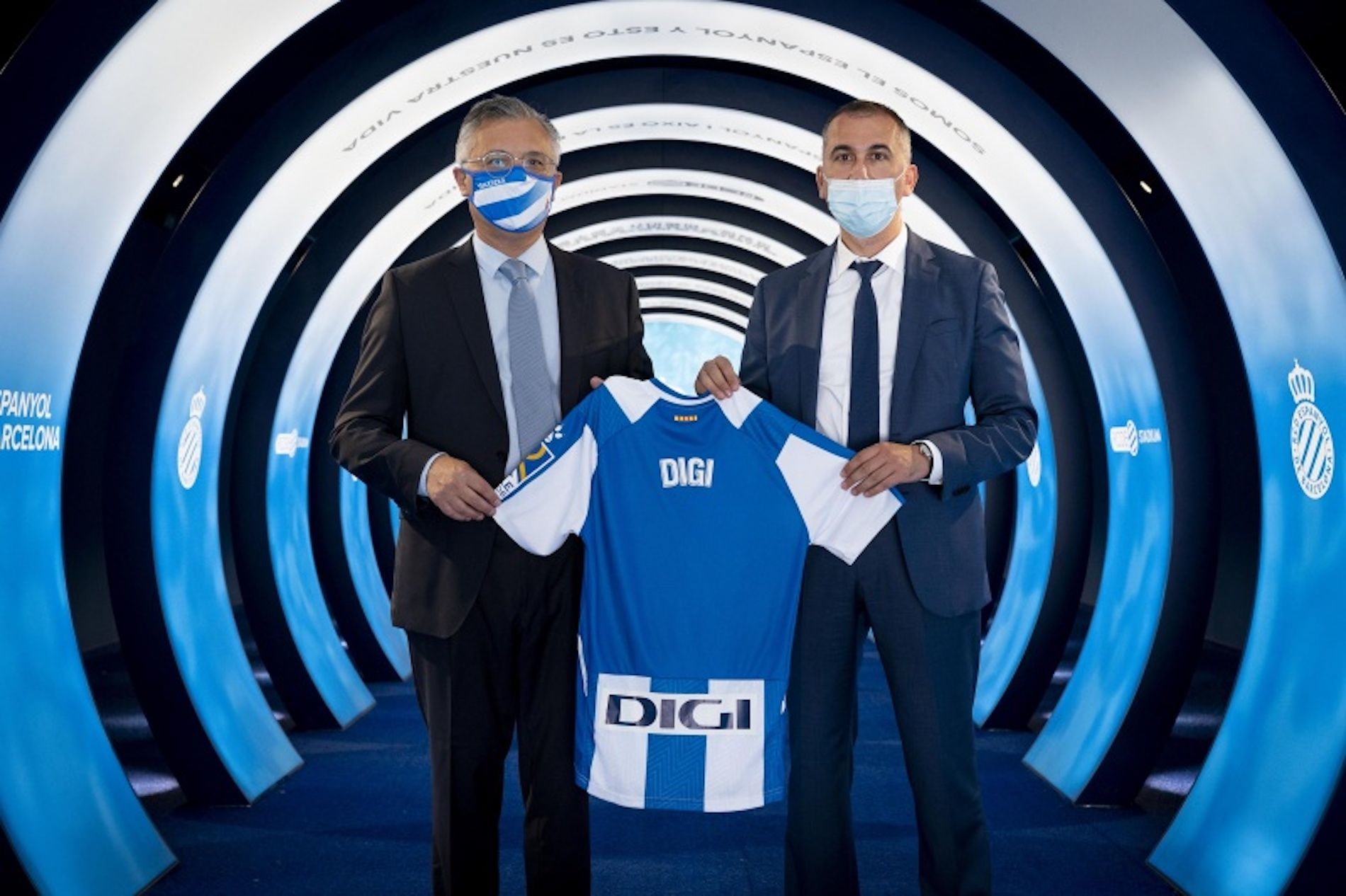 El Real Oviedo firma a Digi como patrocinador principal h