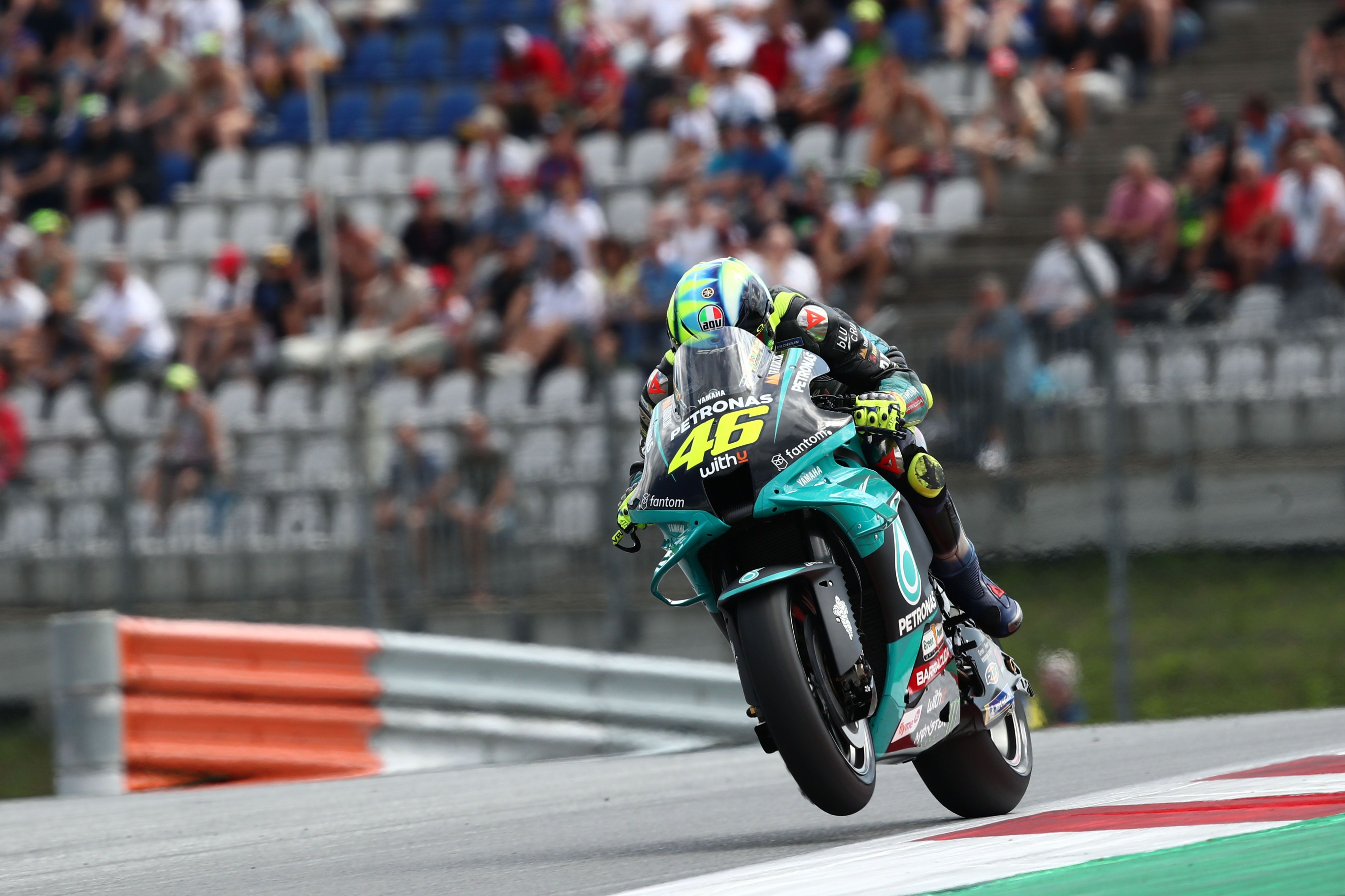 petronas yamaha motogp rossi