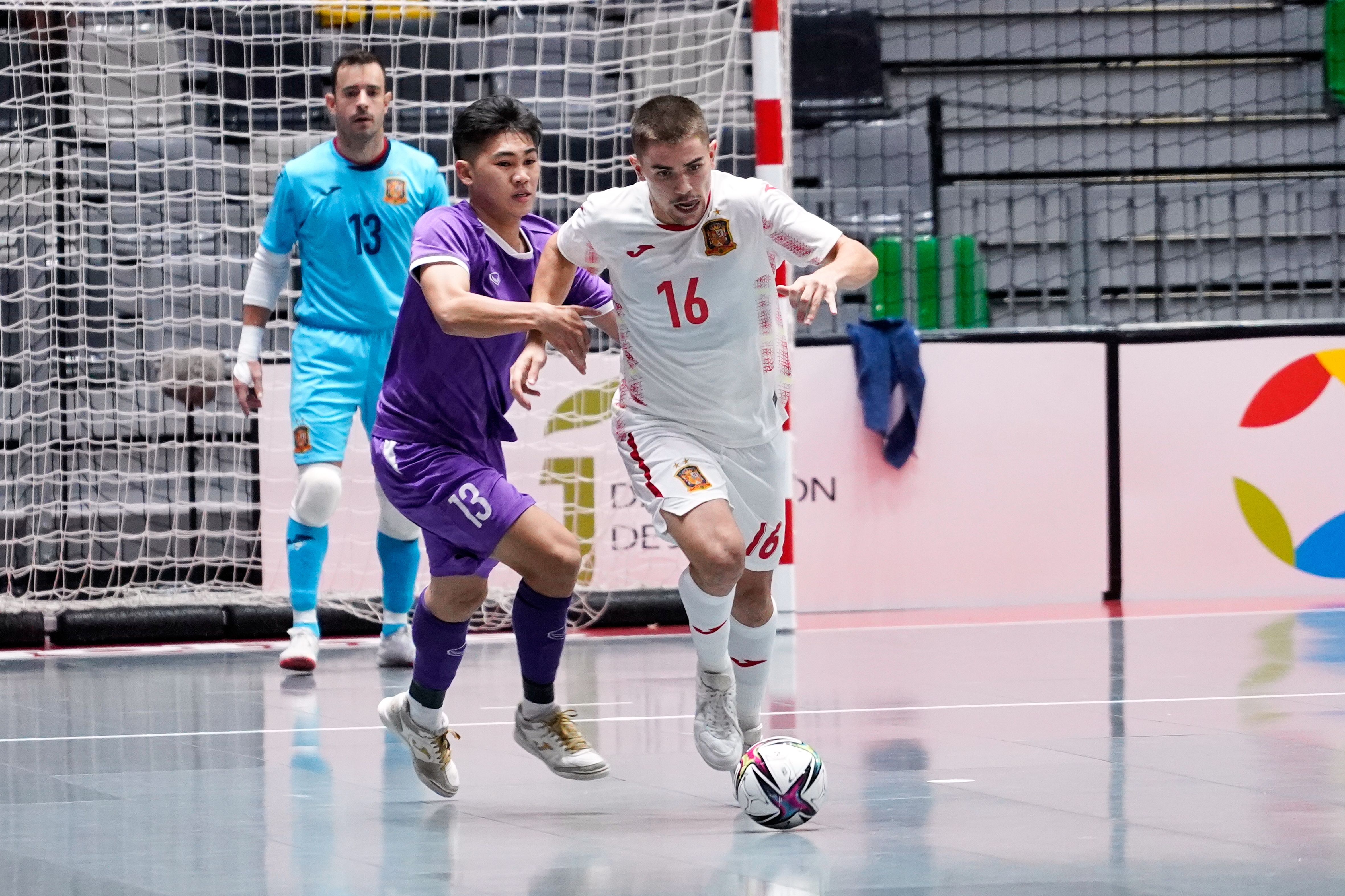 España-Vietnam futsal. Fotografía de José Antonio Chacón
