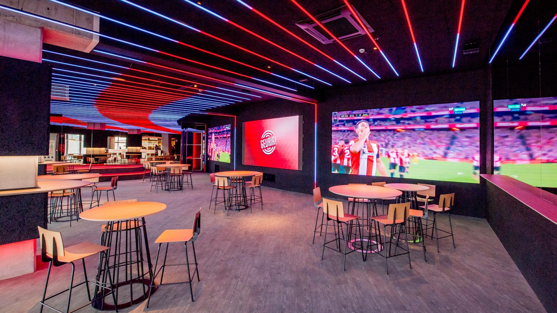 El Athletic estrena bar en San Mamés.