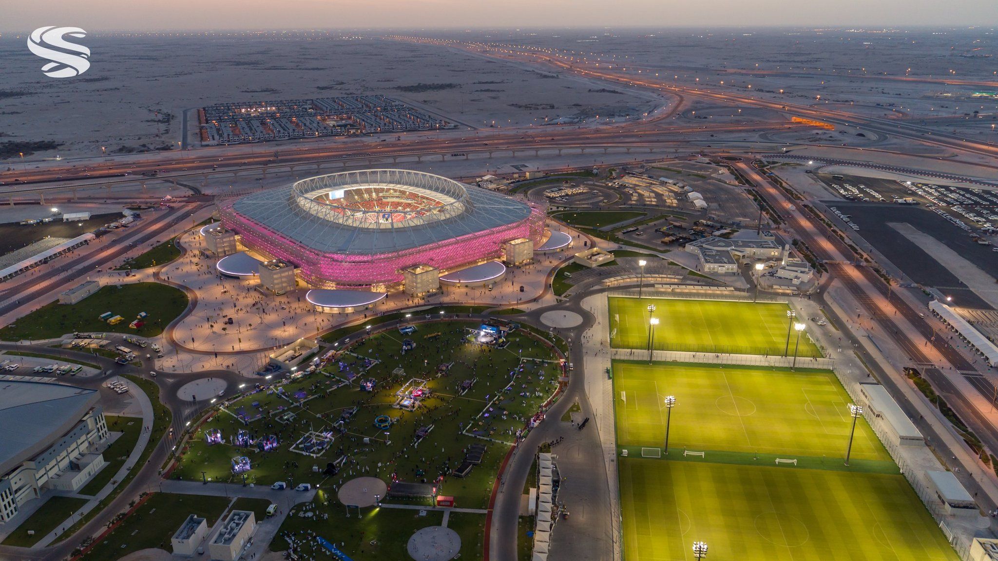 Qatar 2022 refuerza su cartera con la m...