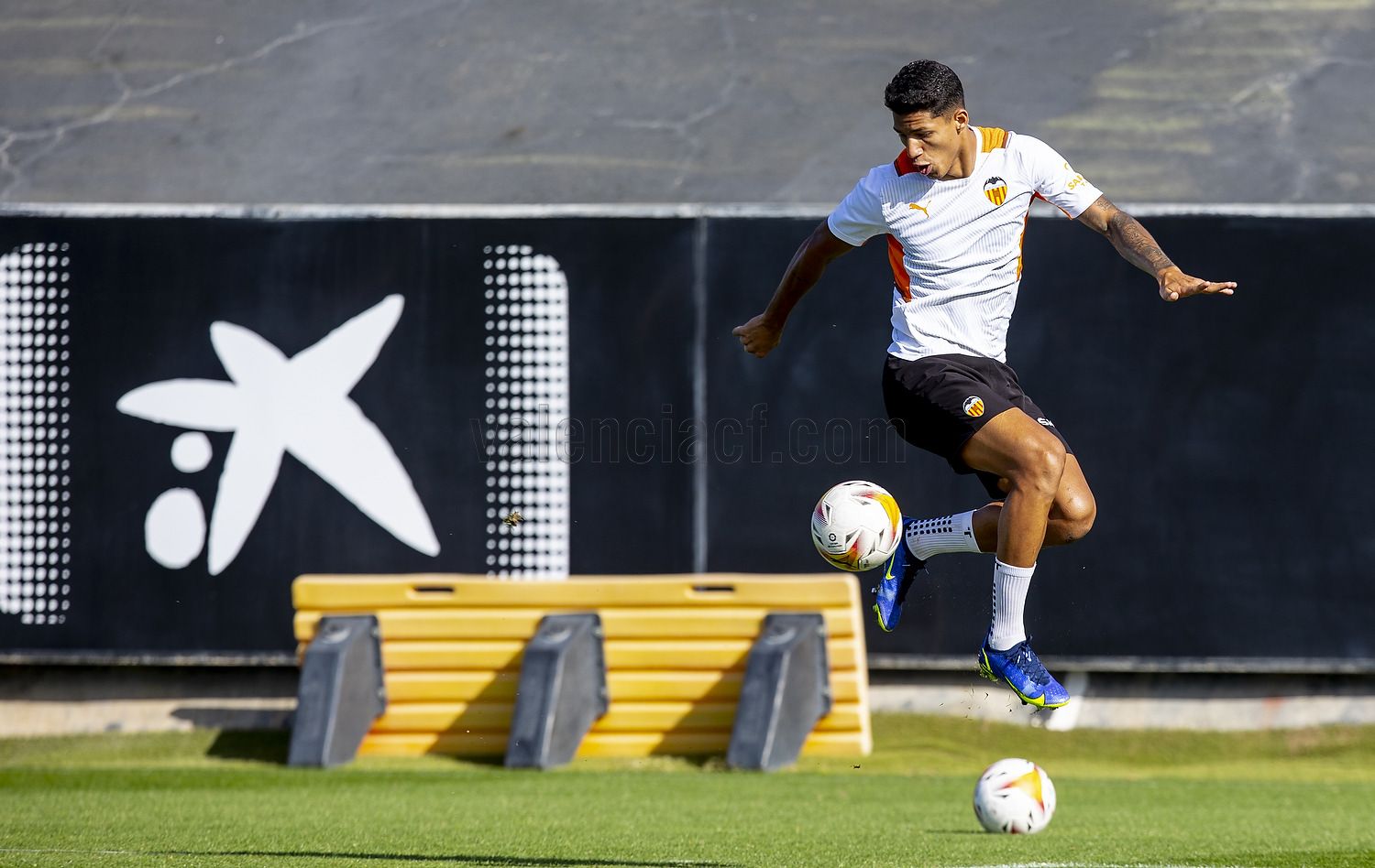 Valencia Caixabank 2021 2022
