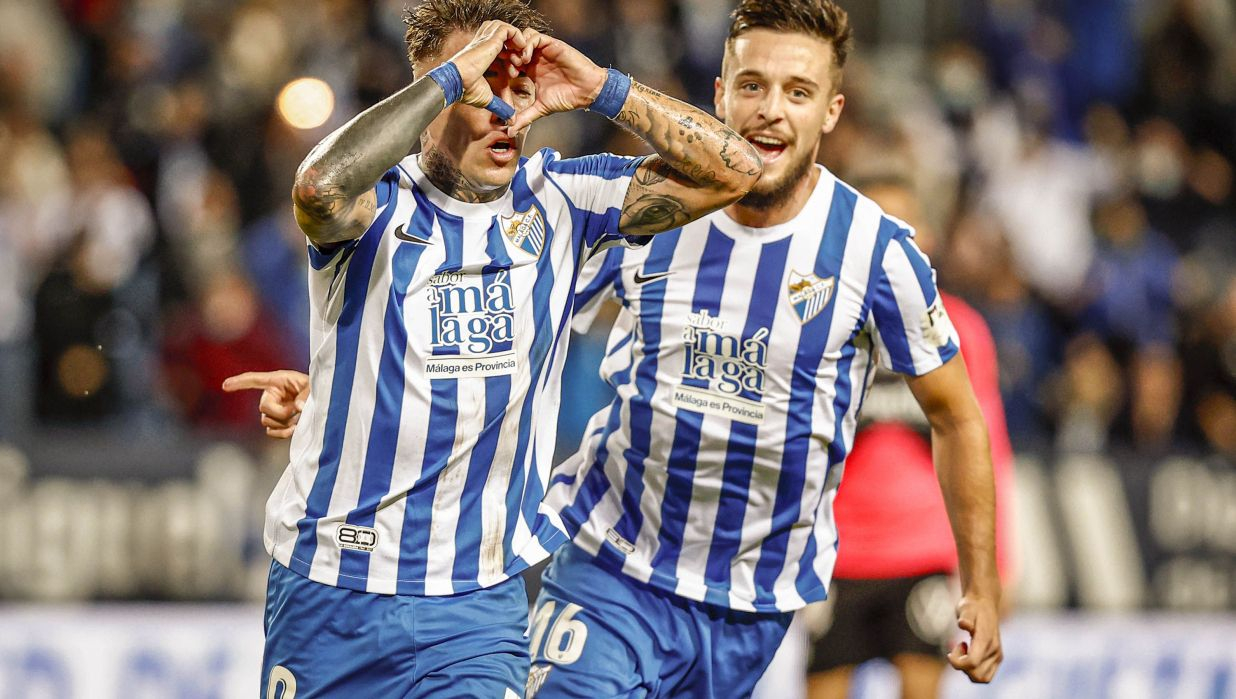 El Malaga CF pierde 4 1 millones en 2020 2021 pese a reco