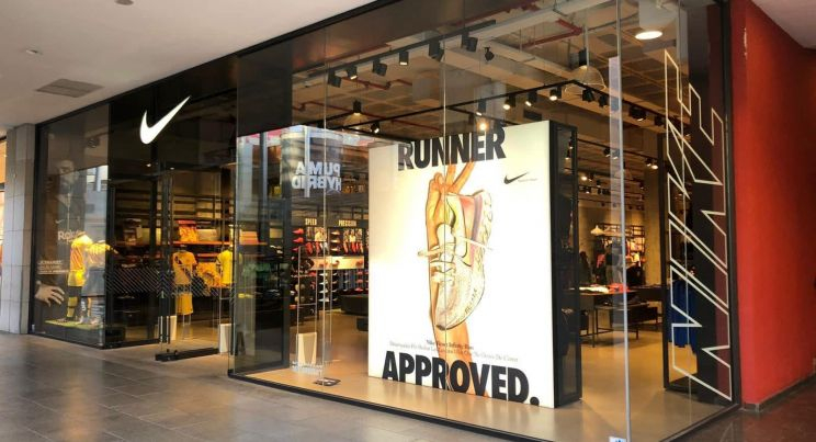 Nike da 'gas' a tienda Unite con tercer...