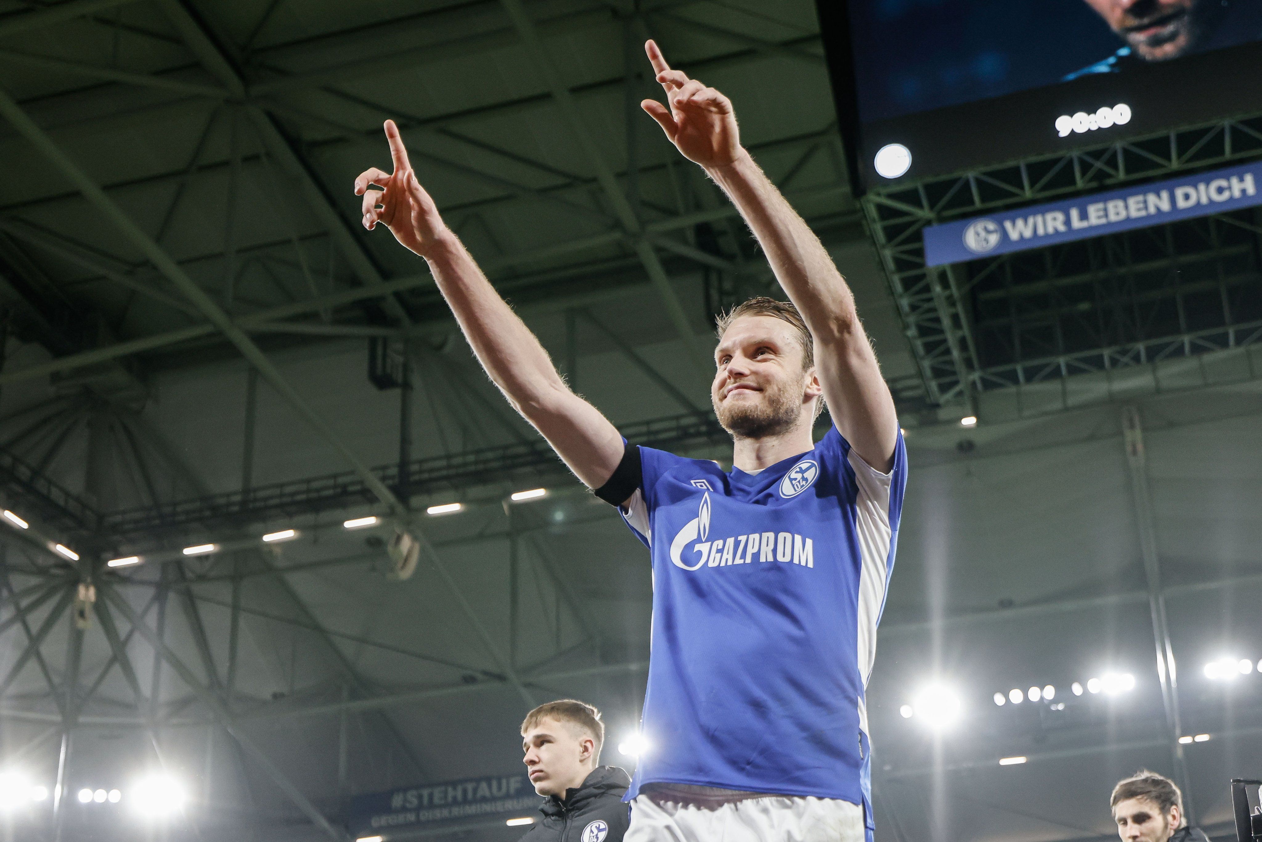 schalke gazprom 2021-2022