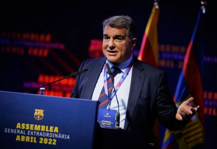 Joan Laporta, durante la asamblea para ratificar el patrocinio de Spotify.