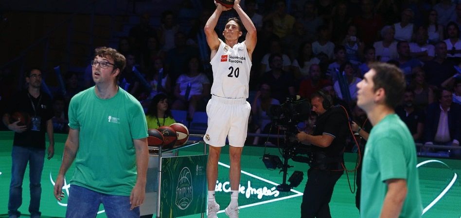 Jaycee Carroll en el concurso de triples de la ACB.