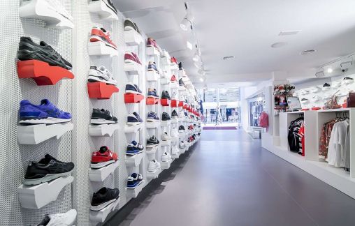 nike maremagnum
