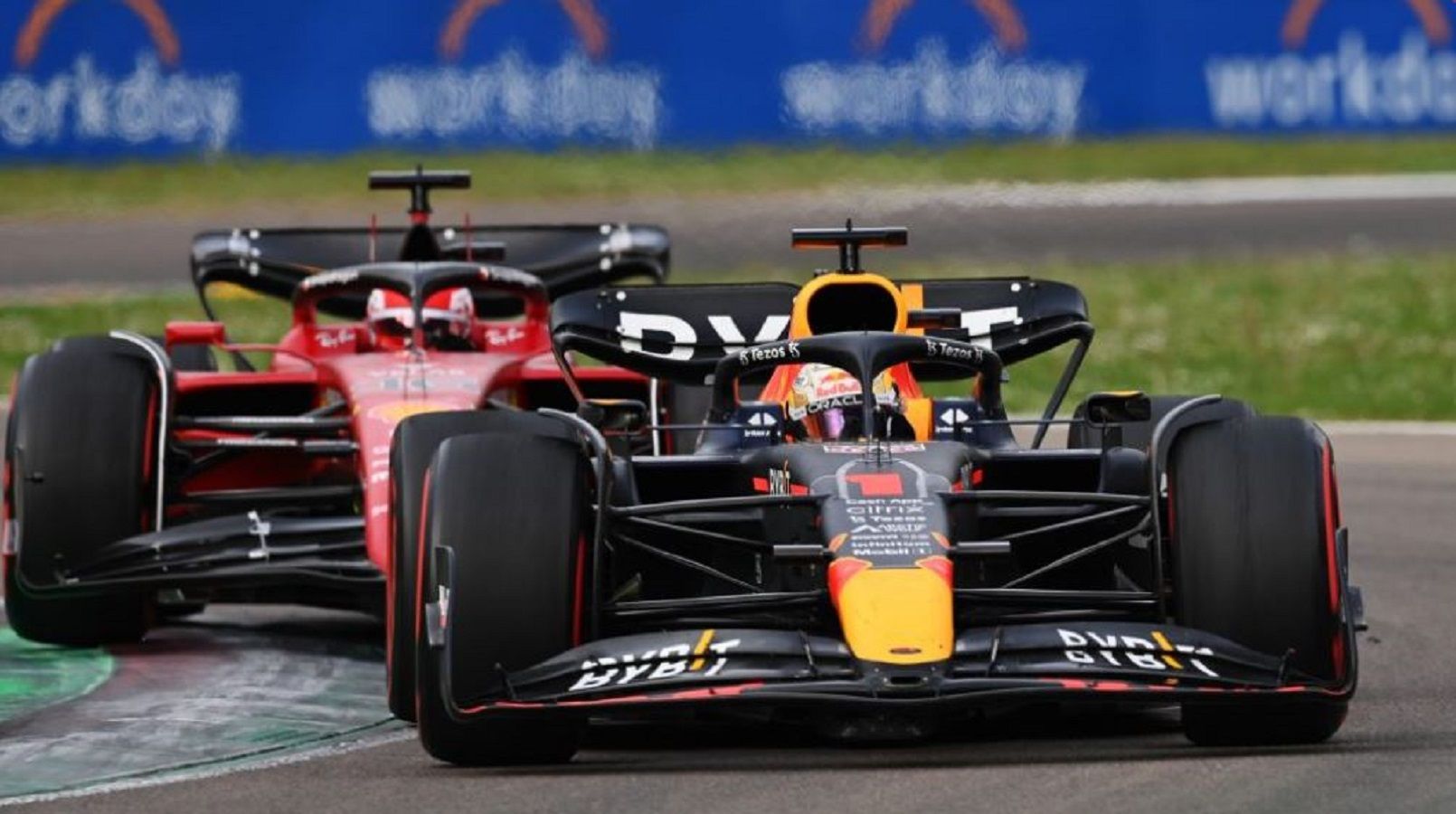 Formula 1 F-1 Ferrari 2022 Liberty Media