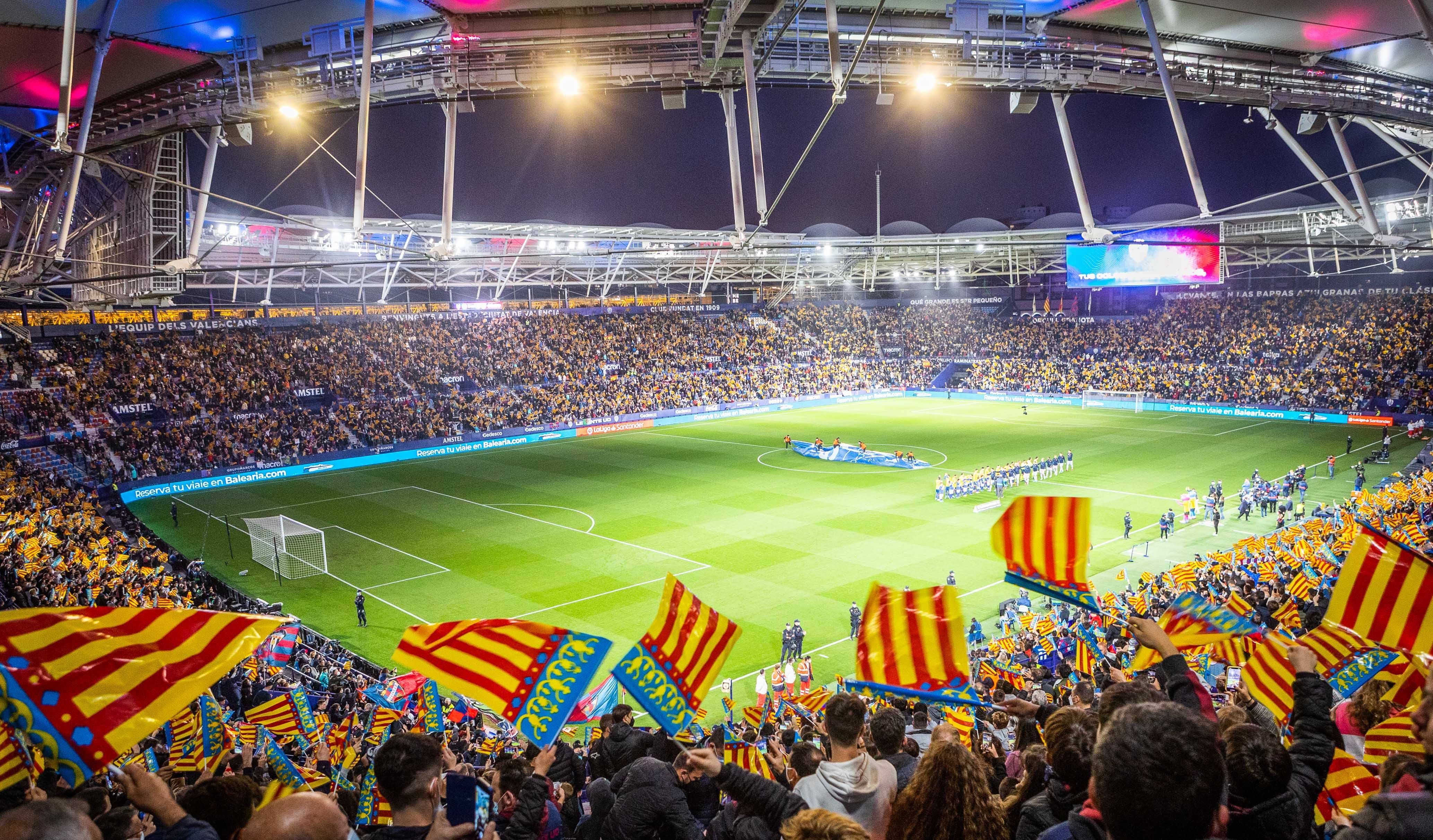 Levante UD acepta Bizum: primer club español en vender entradas de la plataforma de pago