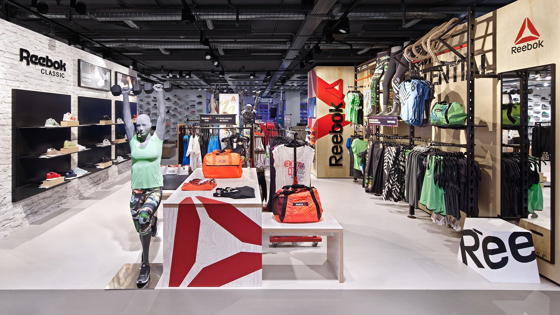 tienda de reebok