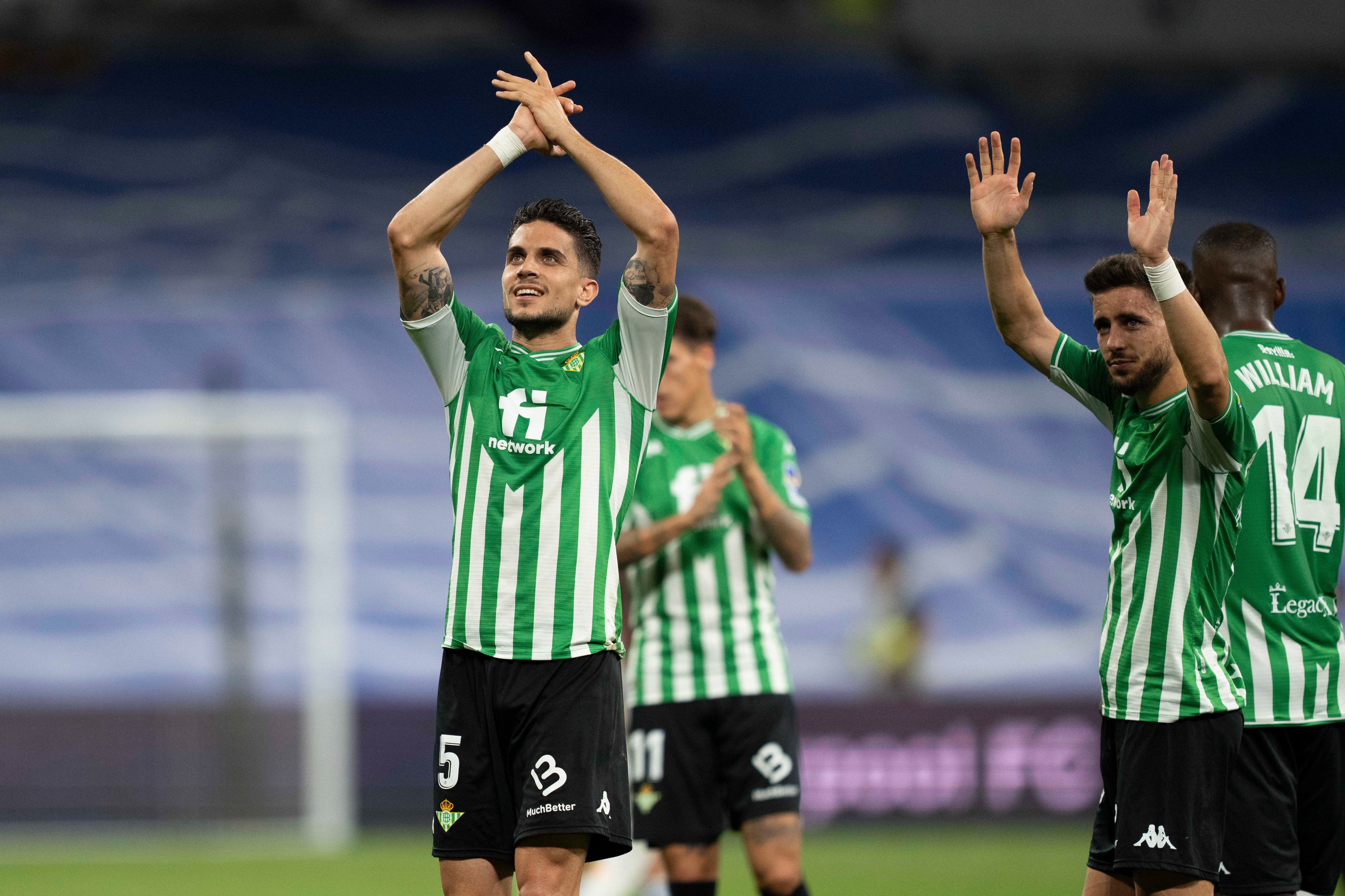 JERSEY FIRMADO O AUTOGRAFIADO POR EL EQUIPO DEL REAL BETIS BALOMPIÉ  2021-2022 - Ídolos