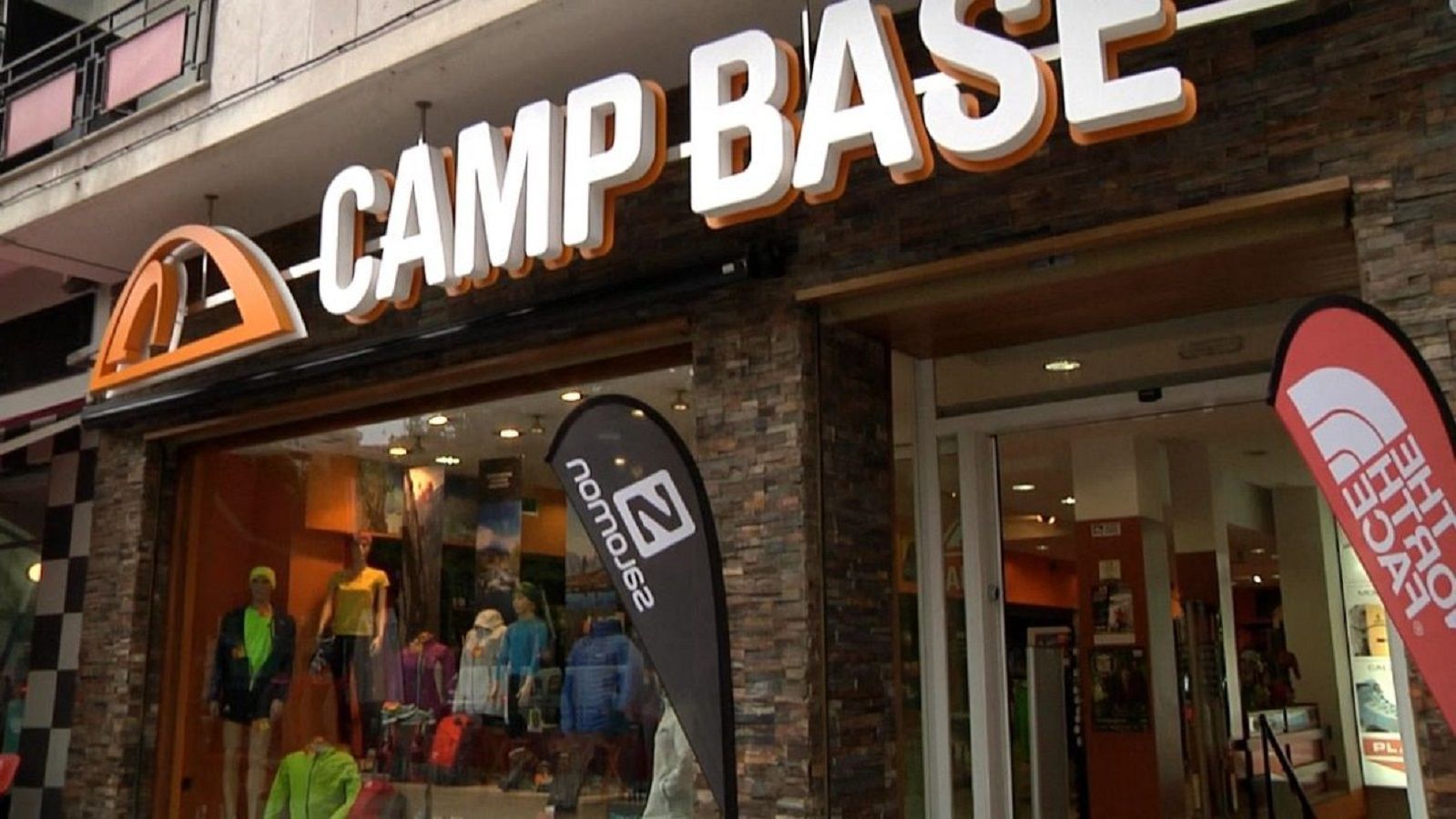 Camp Base tienda Gasteiz Camp Base tienda Gasteiz