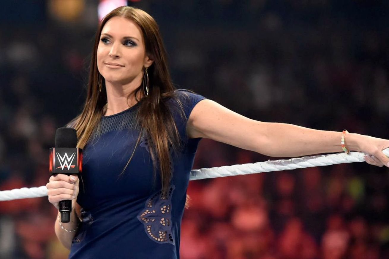 WWE presidenta Stephanie McMahon 2022