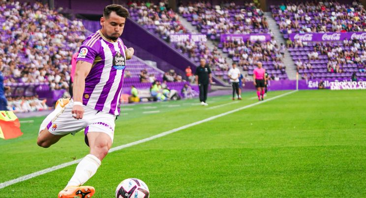 El Real Valladolid firma a JD para la manga de camiseta en 2022-2023