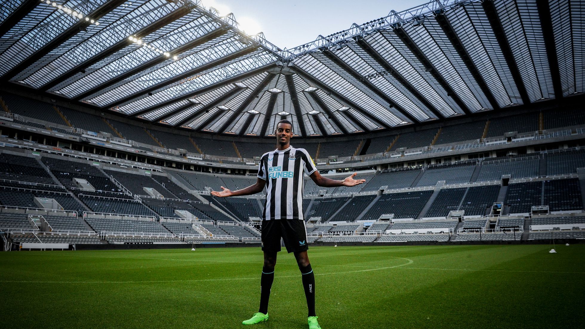 Premier Newcastle Fichaje Isak 2022 2023