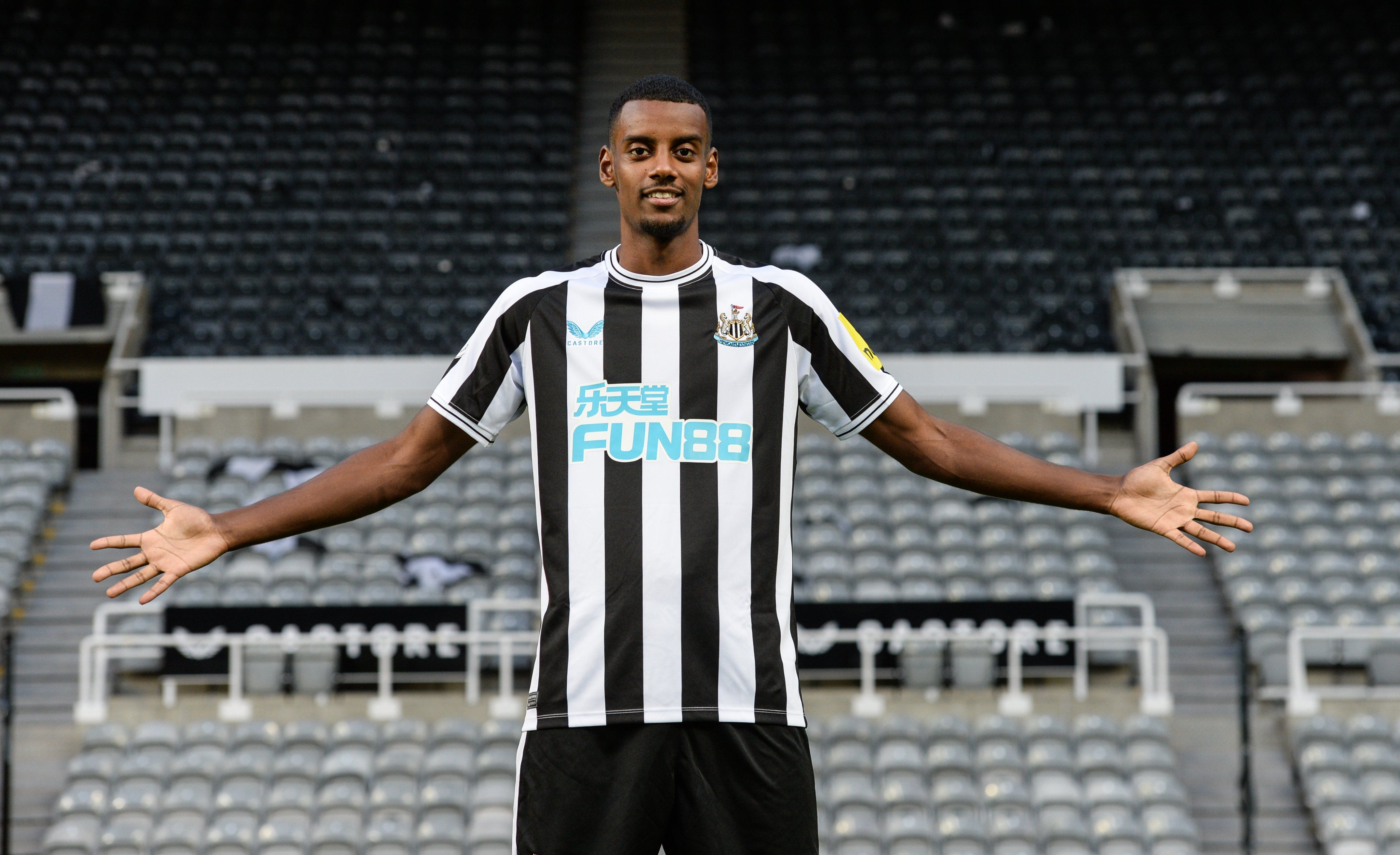 Premier Newcastle Fichaje Isak 2 2022 2023