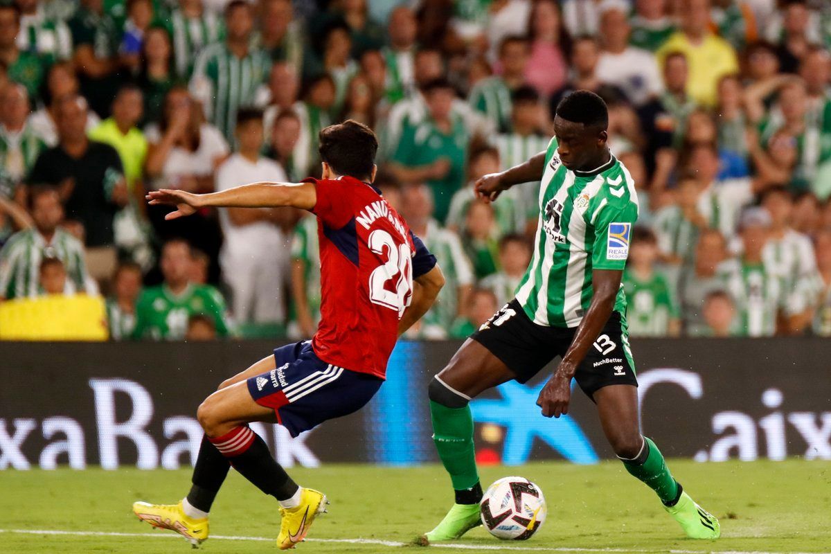 El Real Betis Balompi vestir la marca Silbon fuera del terreno