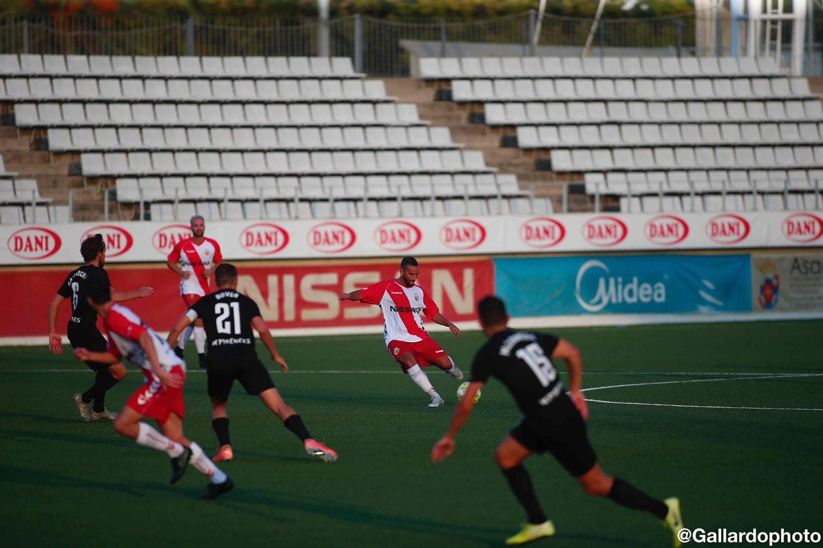 La Rfef incrementa un 4,7% las ayudas a los clubes de Segunda B y Tercera División.