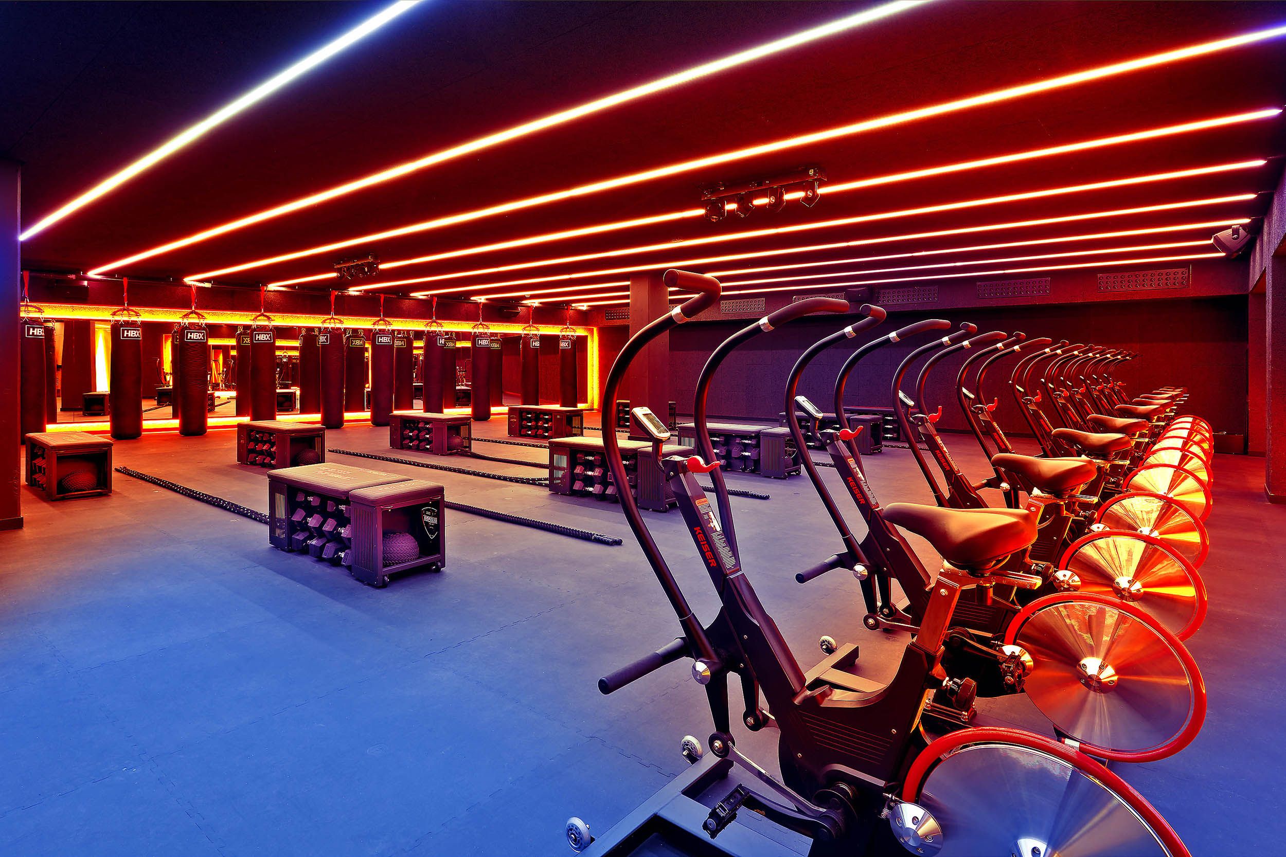 METROPOLITAN 3HIIT HBX