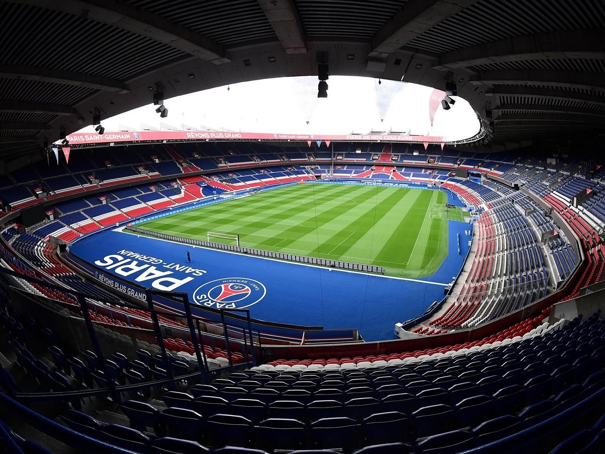 PSG estadio recurso