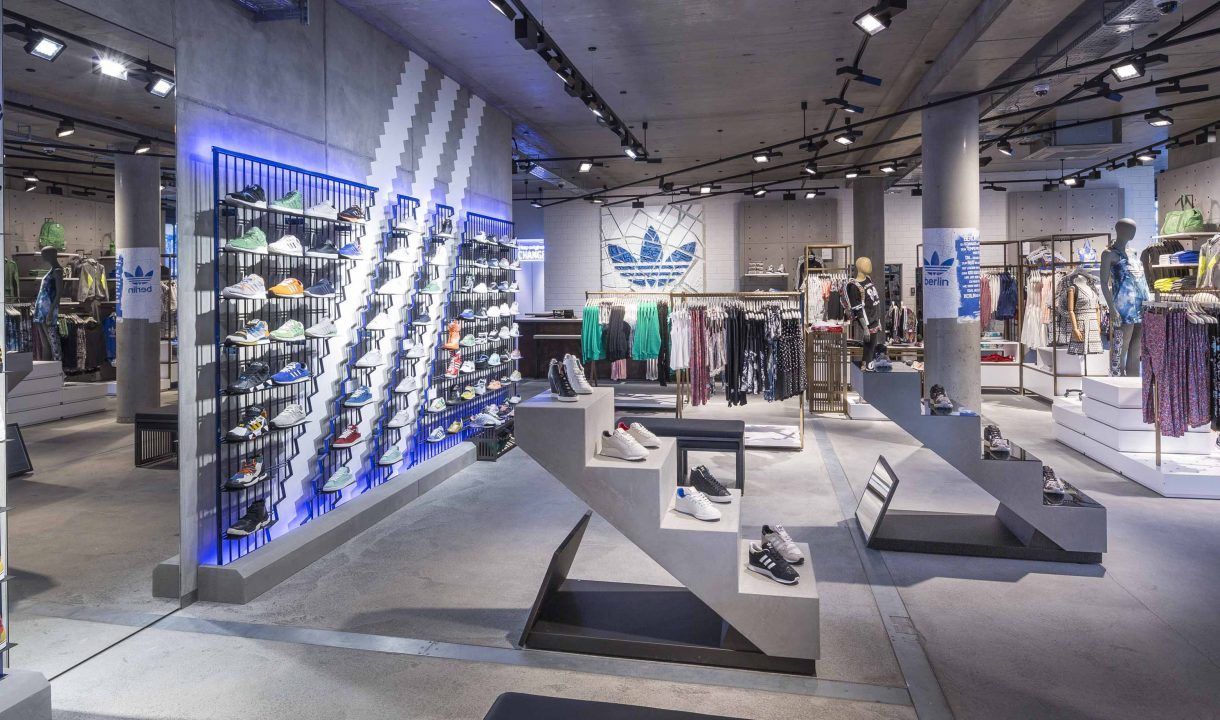 alquitrán Puede ser calculado Económico Adidas inicia la escalada: vuelve a beneficios y gana 286...