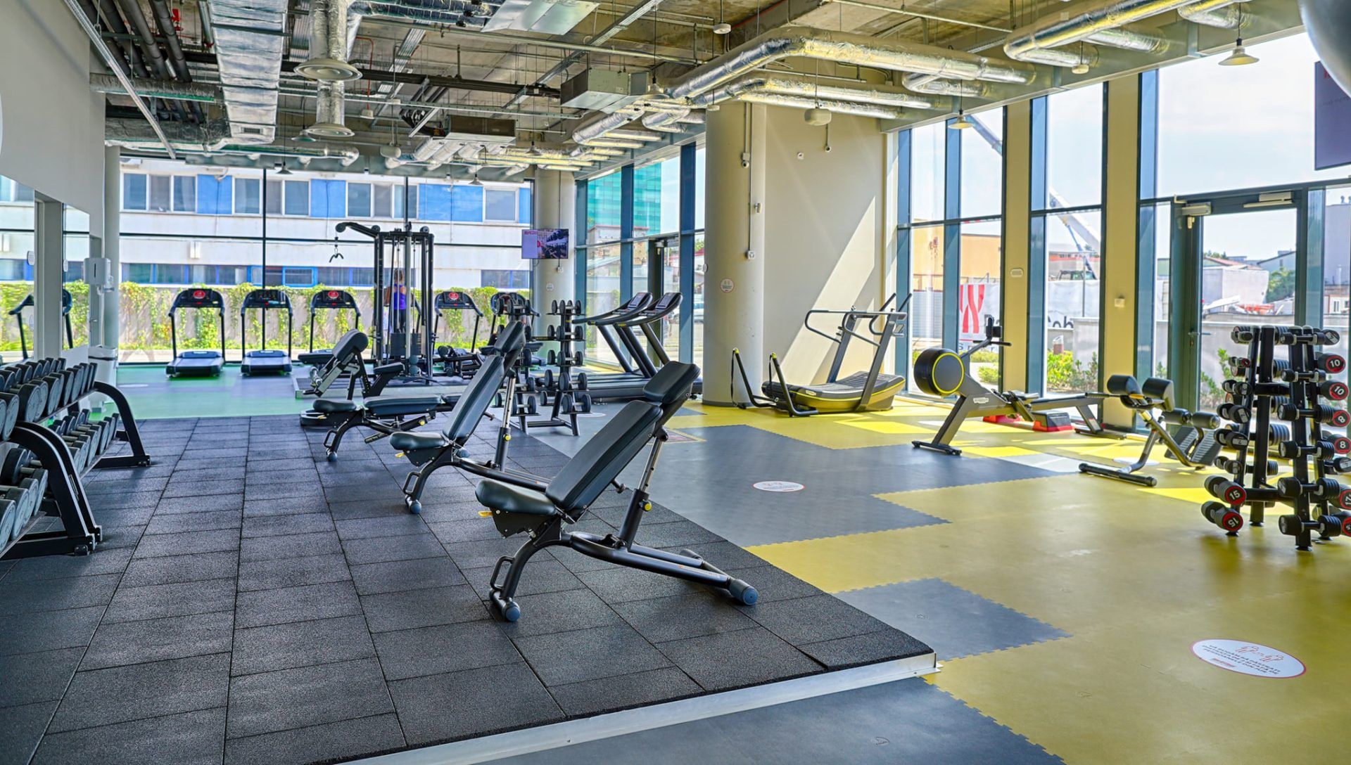 gimnasio world class bucarest rumania