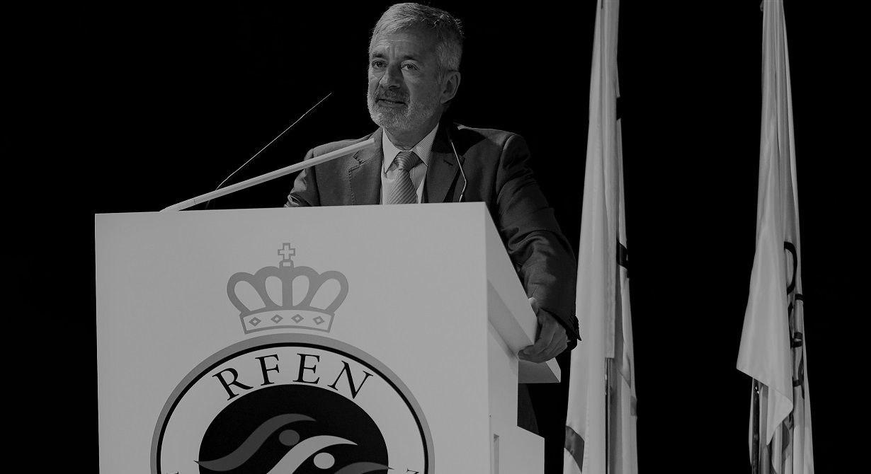 Fernando Carpena blanco y negro
