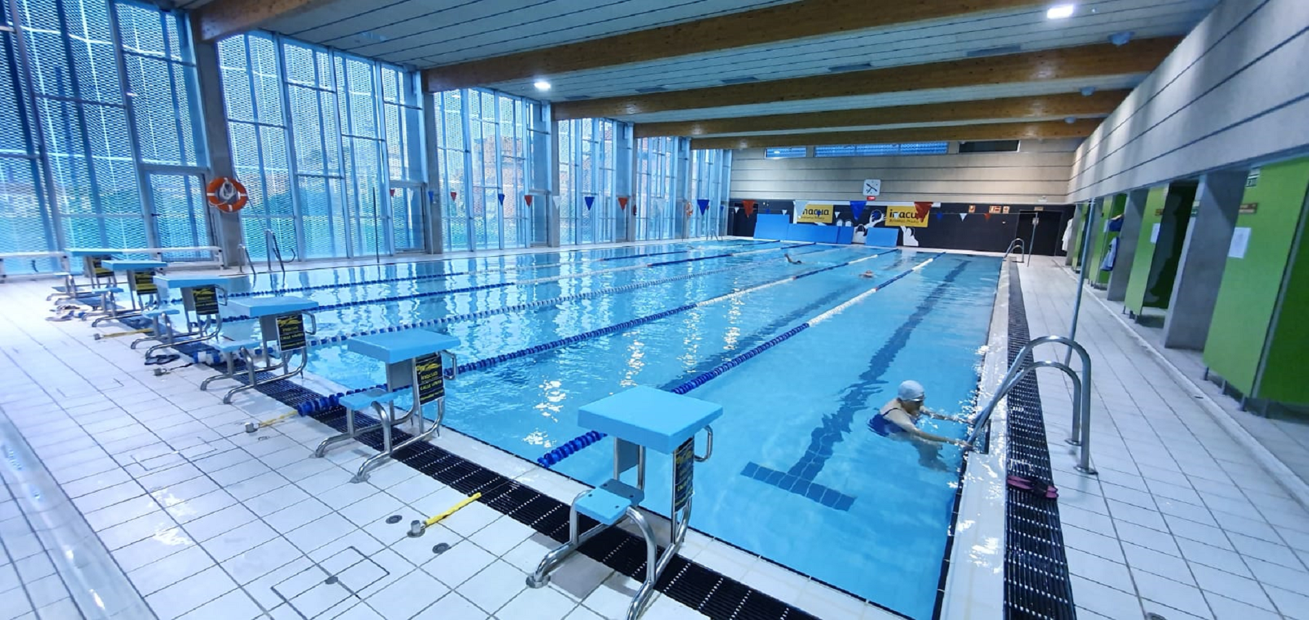 inacua granada piscina