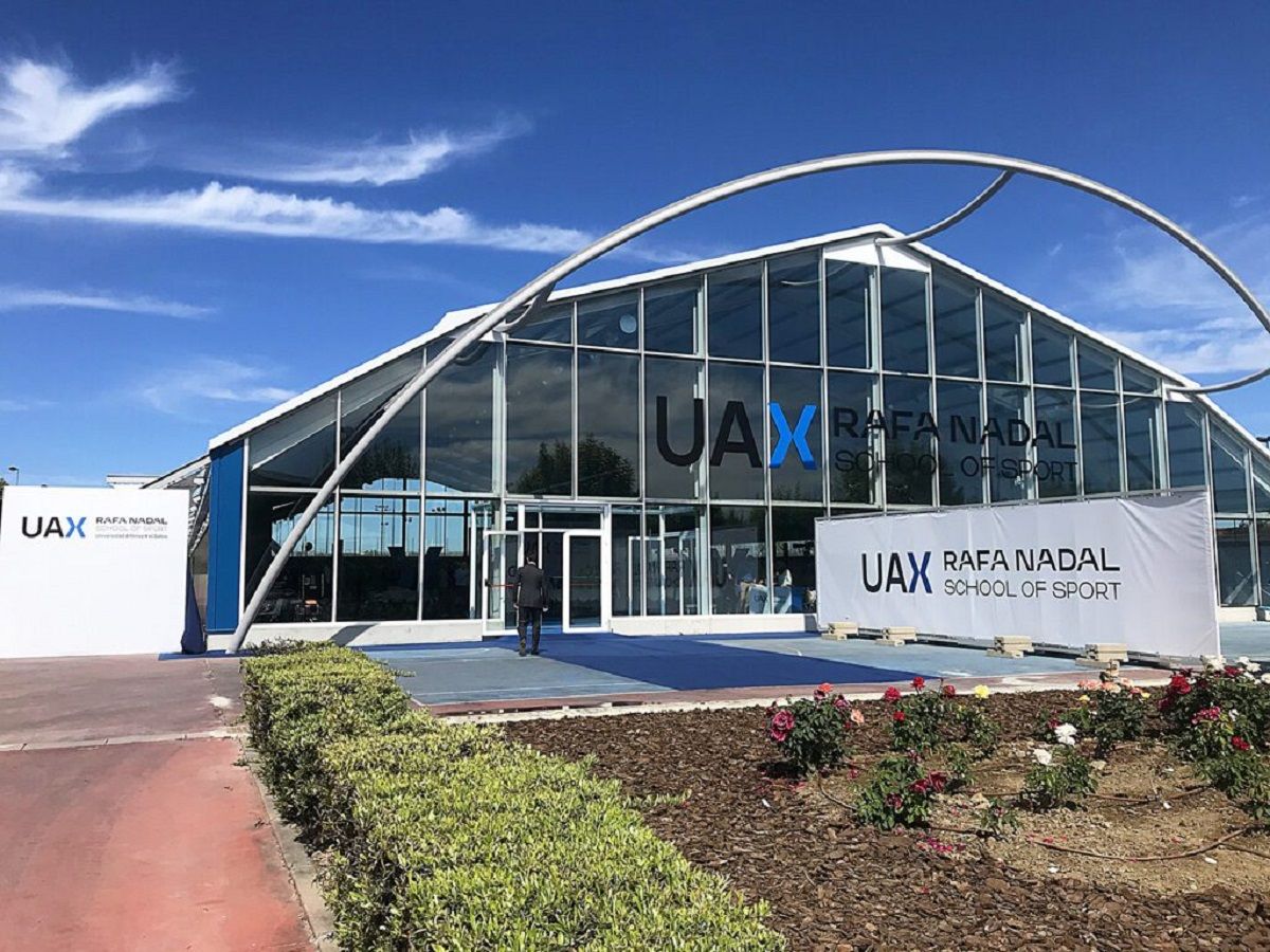 Fotografía Polideportivo uax rafa nadal school of sport Fotografía Polideportivo uax rafa nadal school of sport