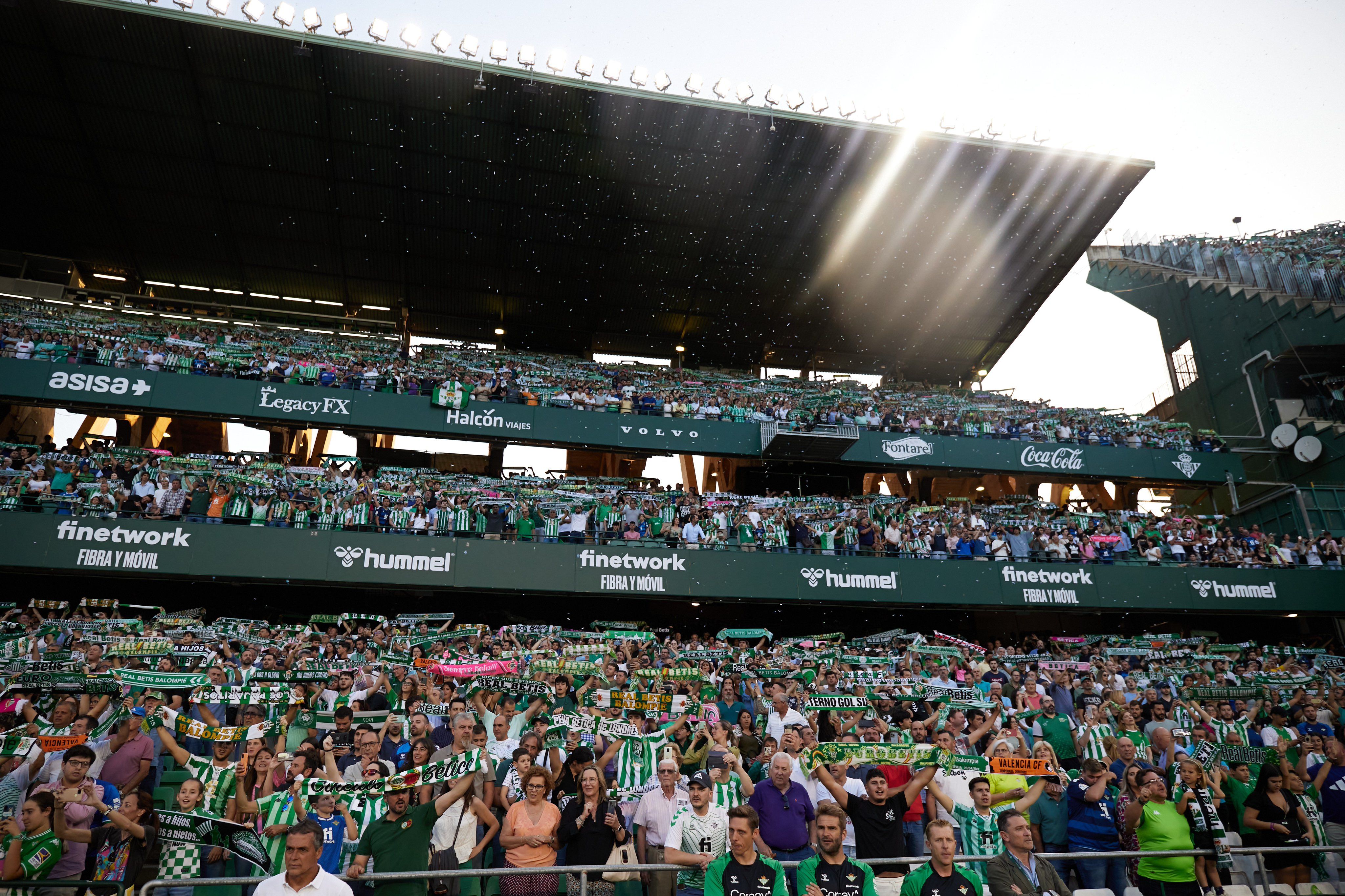 Real Betis aficion reportaje asistencia laliga primera 2023