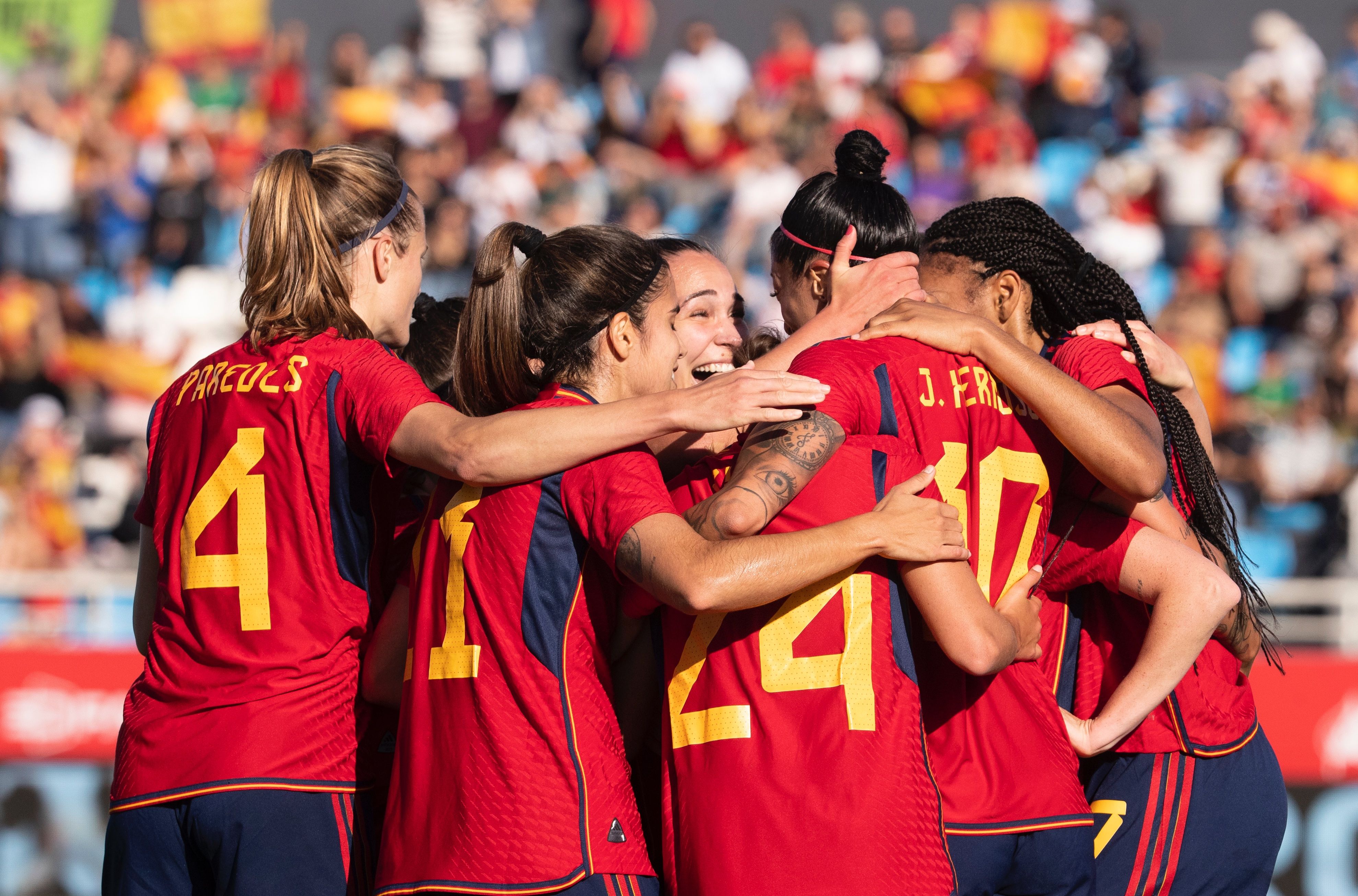 Selección femenina de fútbol