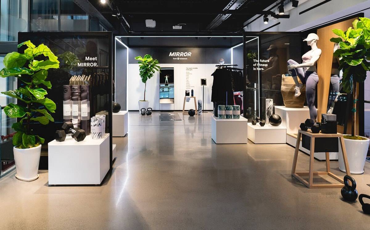 lululemon tienda mirror
