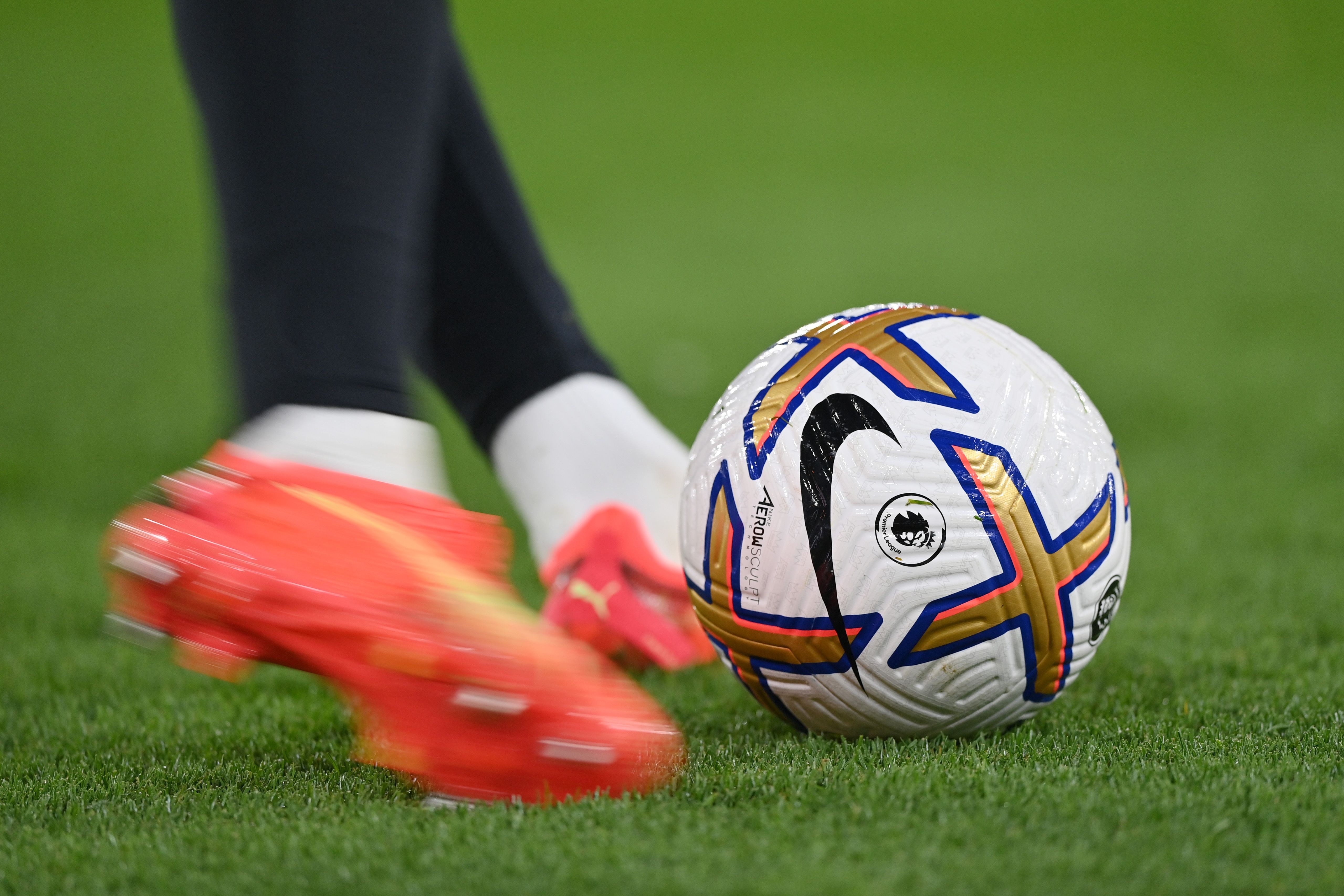 La Premier League cambiará a Nike por Puma como balón oficial en 2025