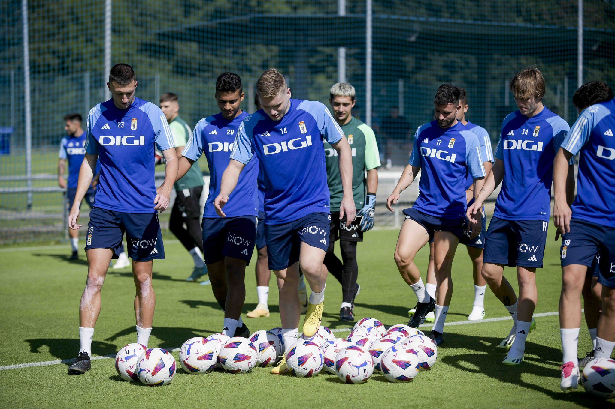 Real Oviedo 2023 2024 plantilla entrenamiento laliga