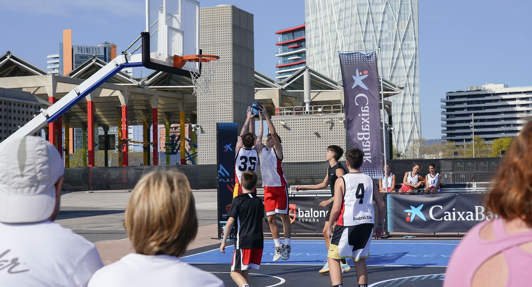 Plaza 3x3 CaixaBank Barcelona