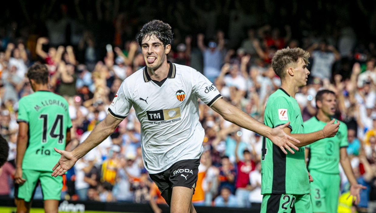 La nueva camiseta del Valencia de la que solo se venden 1.200 unidades