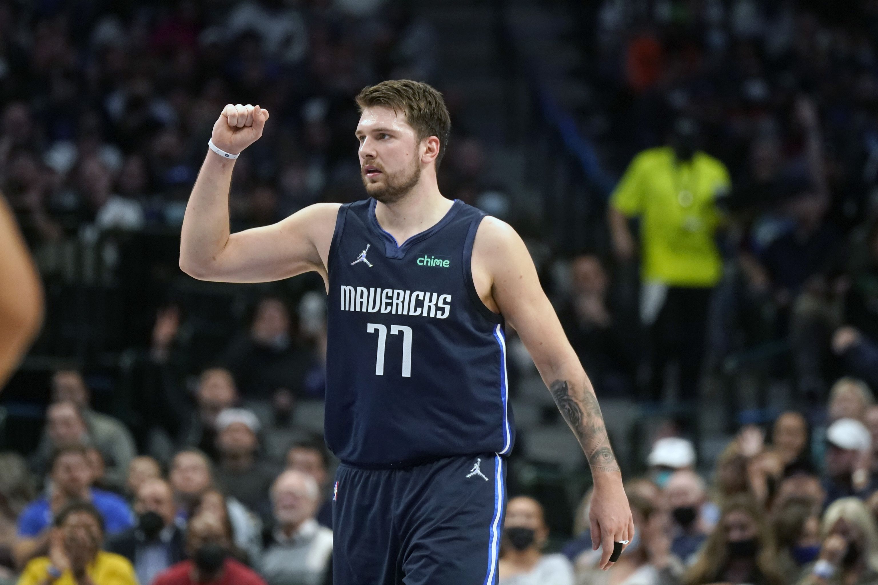 Dallas Mavericks Luka Doncic 2023 2024