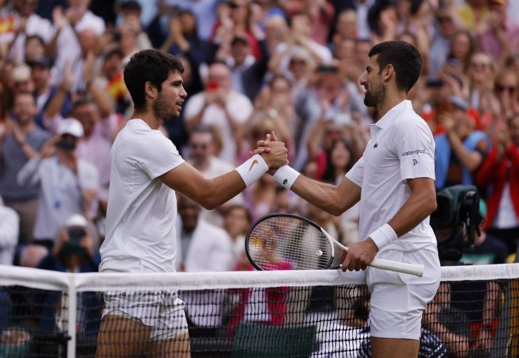 Carlos Alcaraz y Novak Djokovic, en la final de Wimbledon de 2024. Carlos Alcaraz y Novak Djokovic, en la final de Wimbledon de 2024.