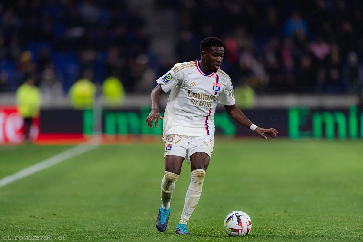 Olympique Lyon 2023 2024 kipsta recurso ligue 1. Foto: Damien LG - OL