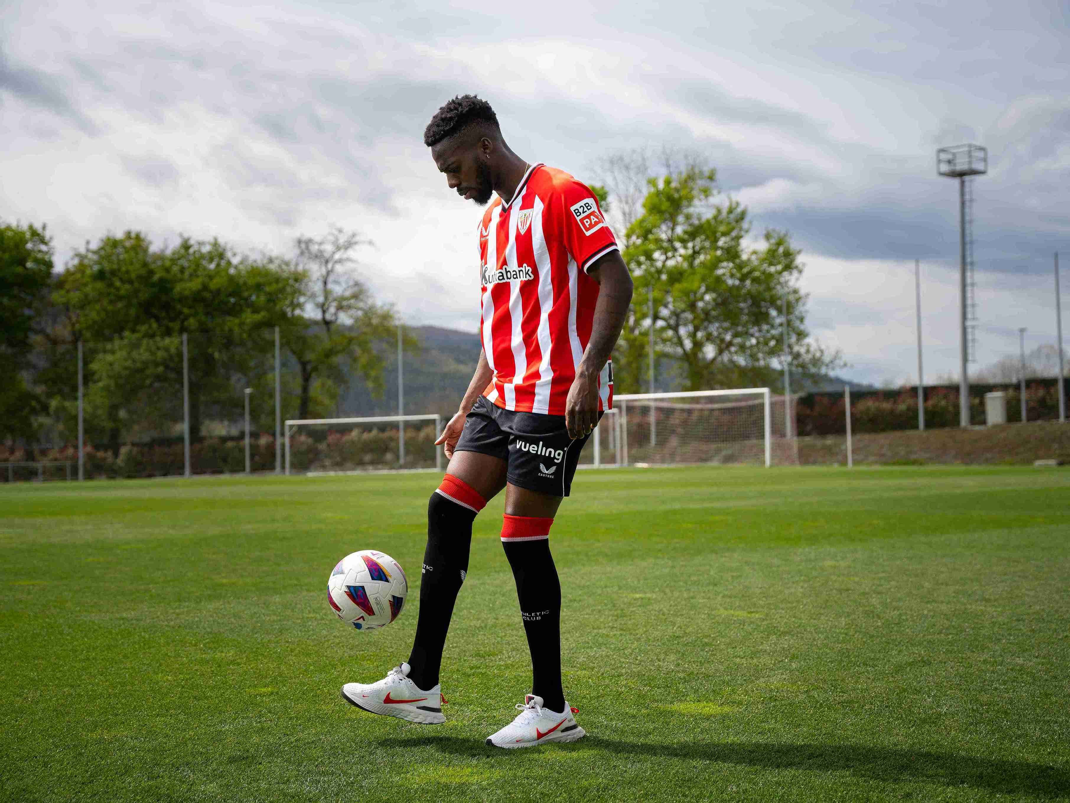 Athletic Club x Vueling