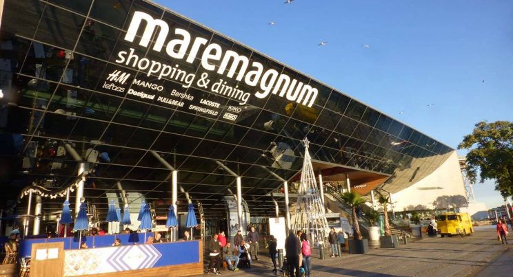 Maremágnum: el centro de los turistas de Barcel...