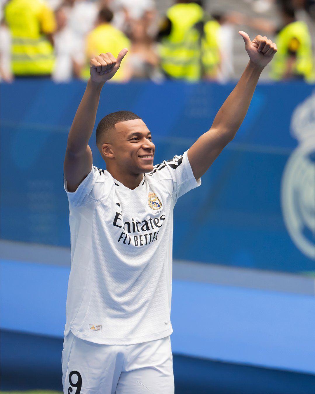 kylian mbappe presentacion real madrid 2024-25