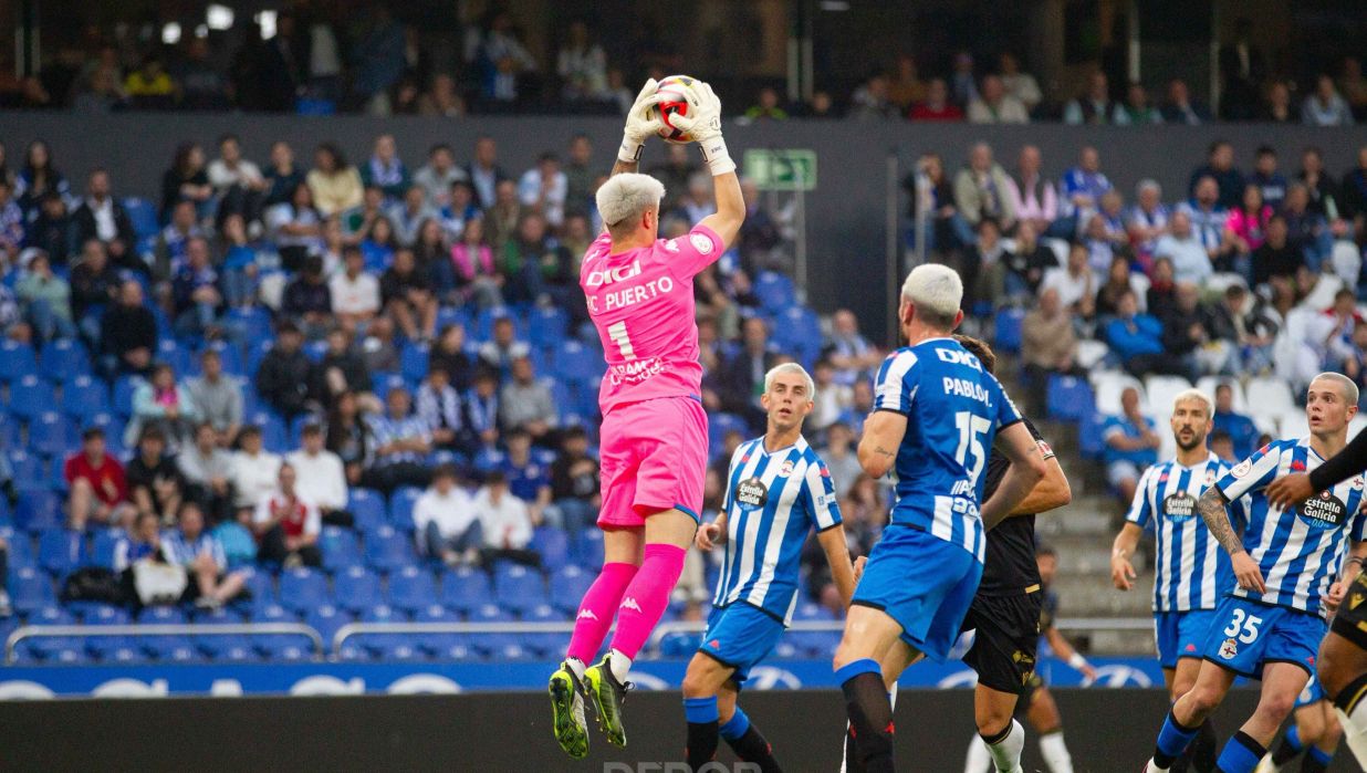 El RC Deportivo renueva a Digi hasta 2026 y pasa a la manga de la camiseta