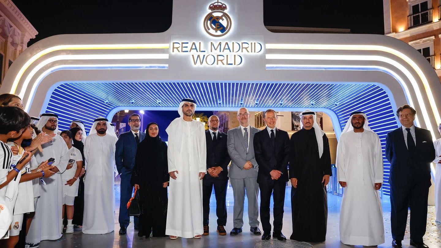 Real Madrid World parque tematico atracciones Dubai 2024