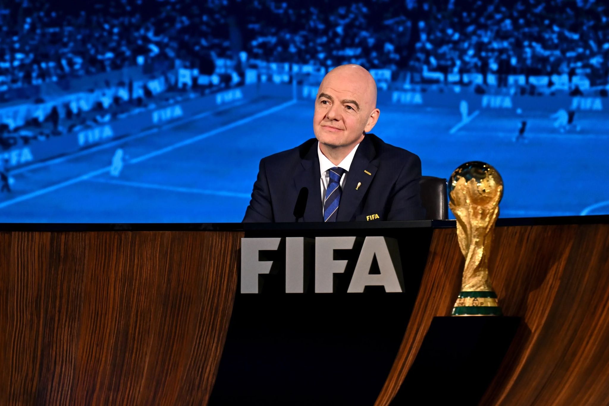 FIFA Infantino Trofeo Mundial