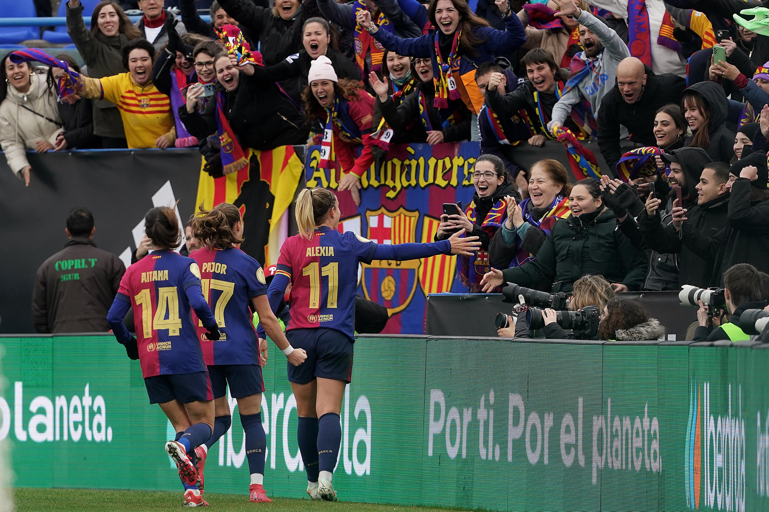 Aitana Alexia Barça Futbol Femenino Aficion Supercopa 2025