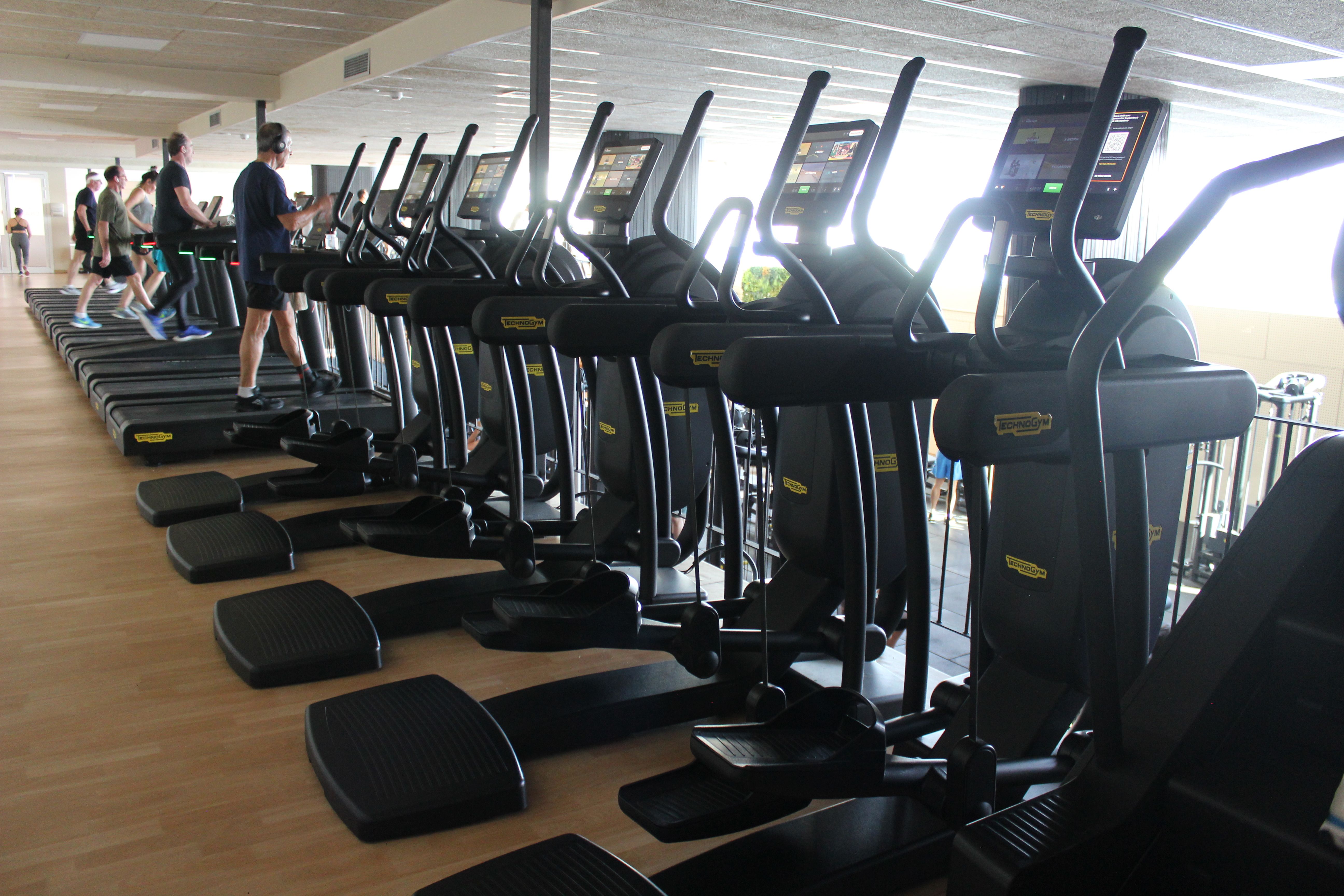 Bicicletas elípticas del gimnasio del CN Atlètic-Barceloneta