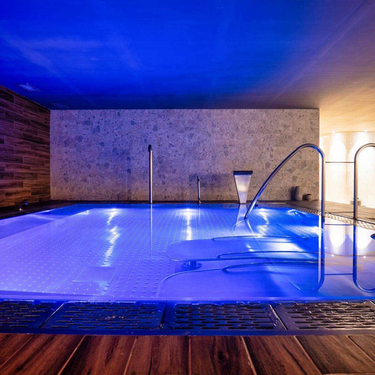 Spa David Lloyd Boadilla del Monte piscina